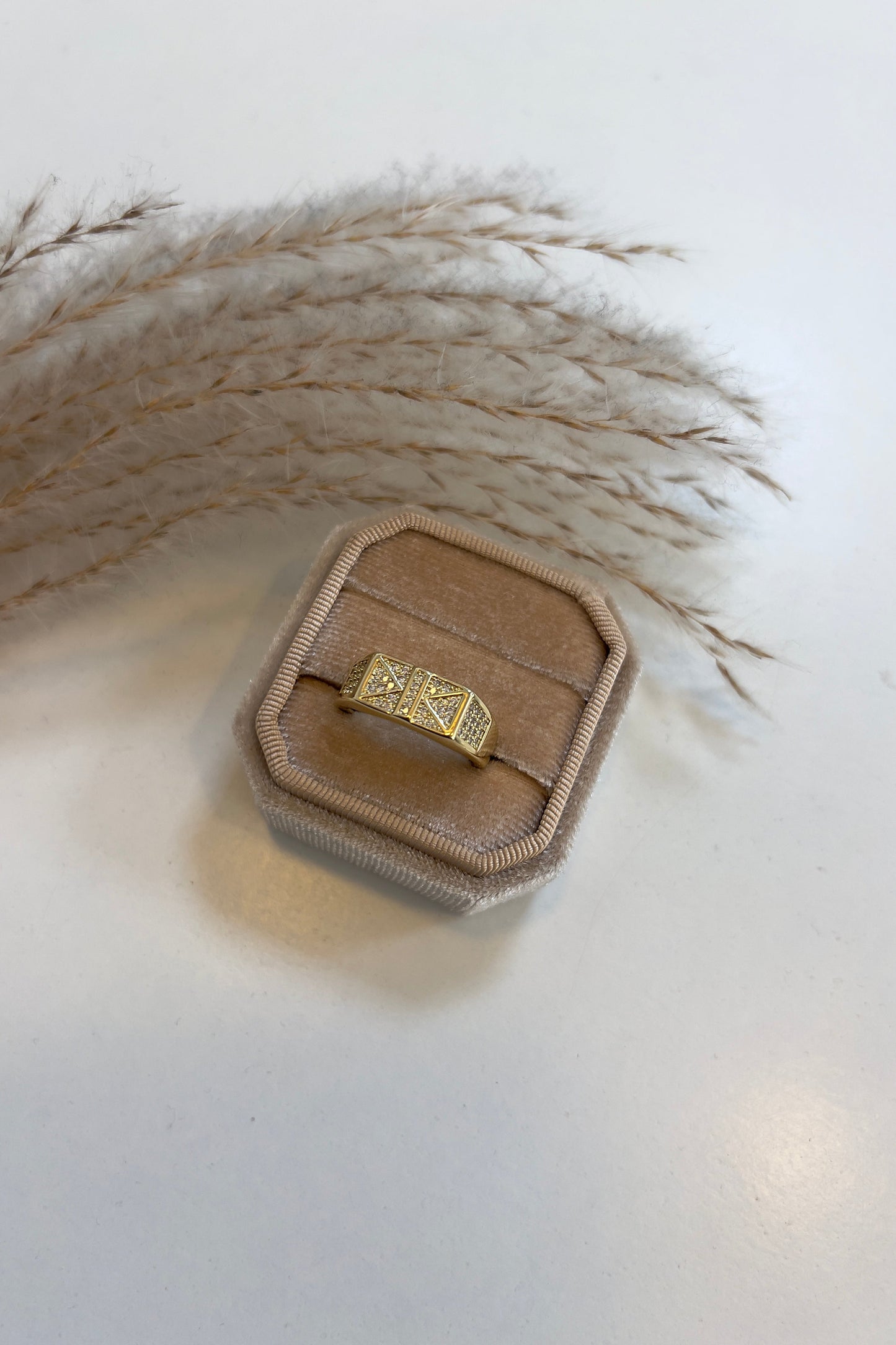 Pina Ring