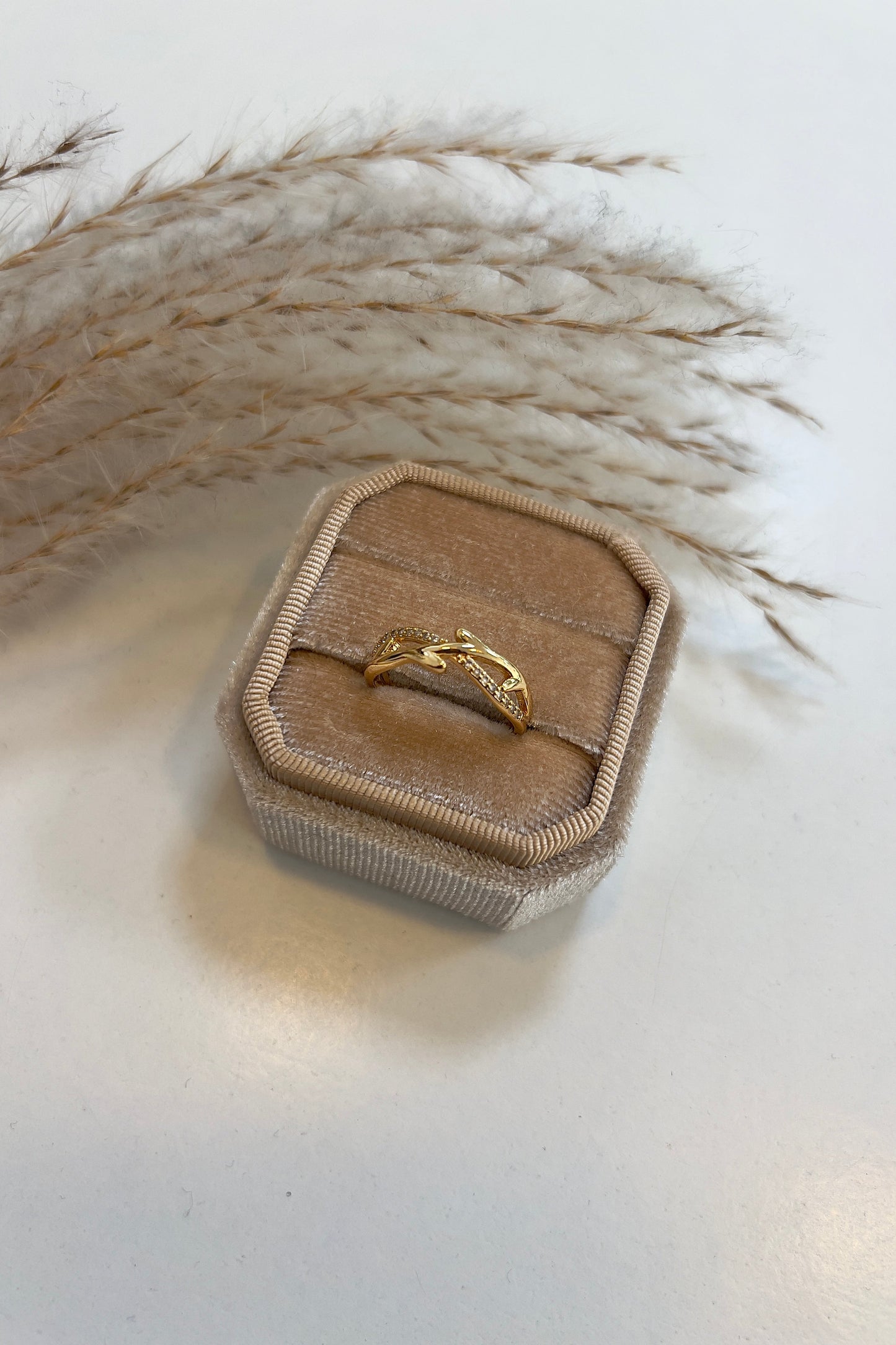 Enie Ring