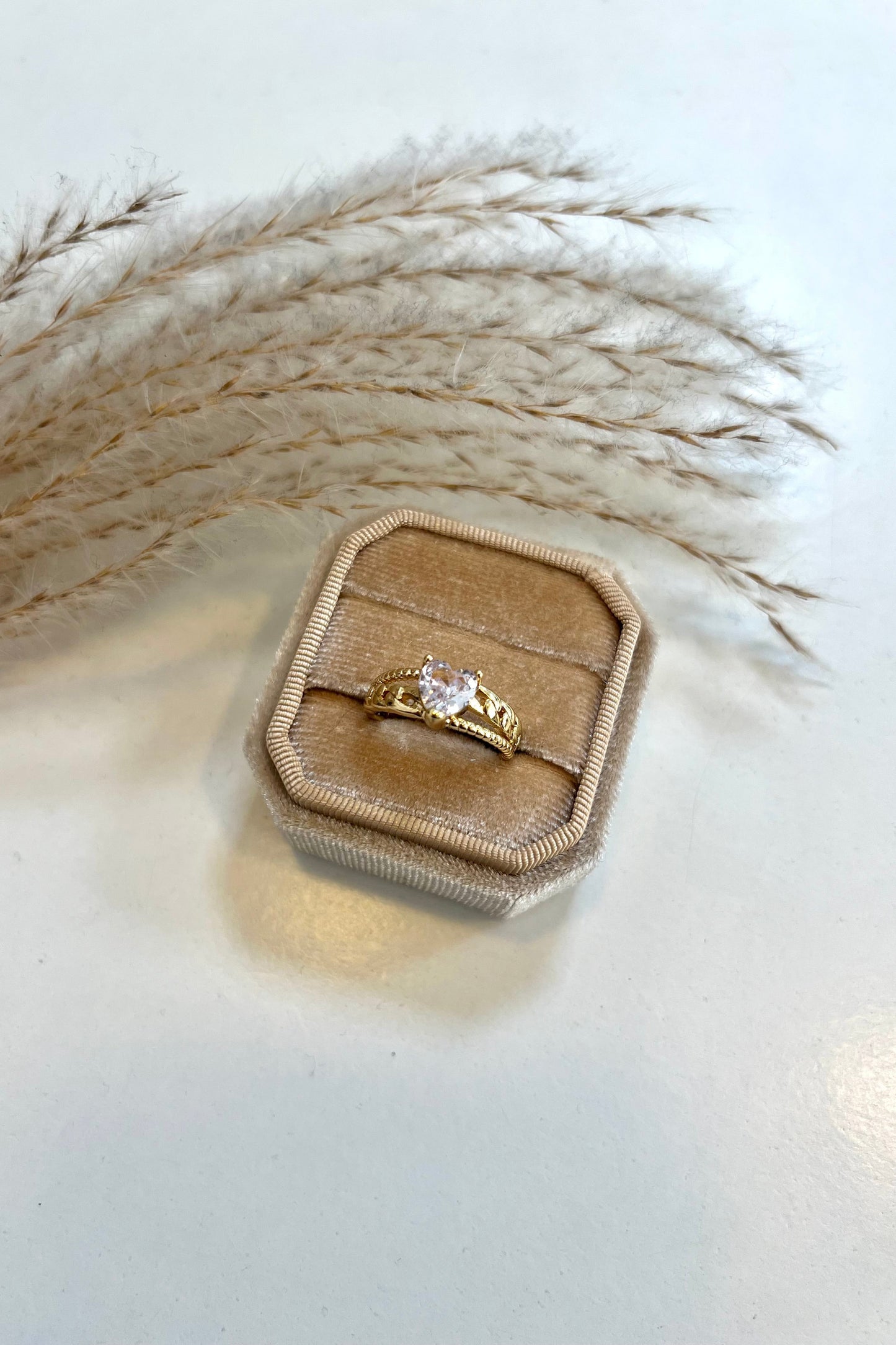 Risa Ring