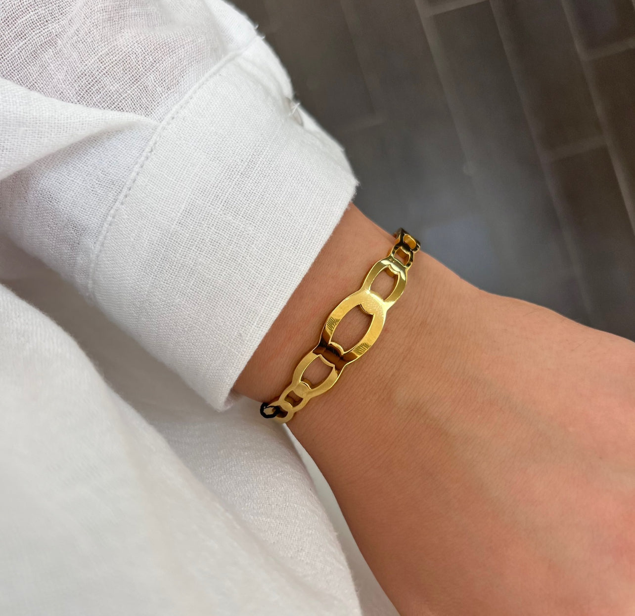 Armreif aus Kettenglieder-Design