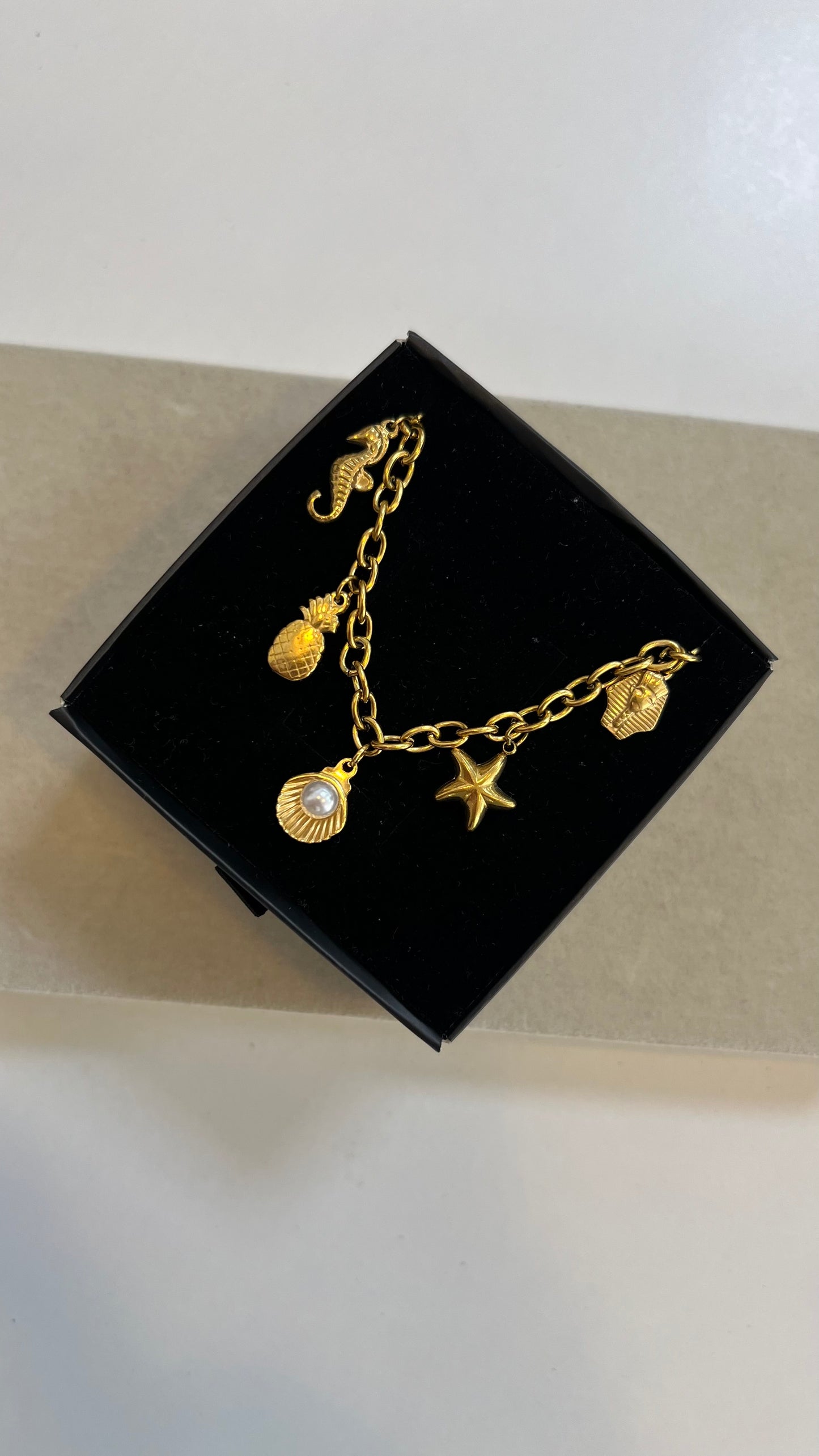 Golden Charm Armband