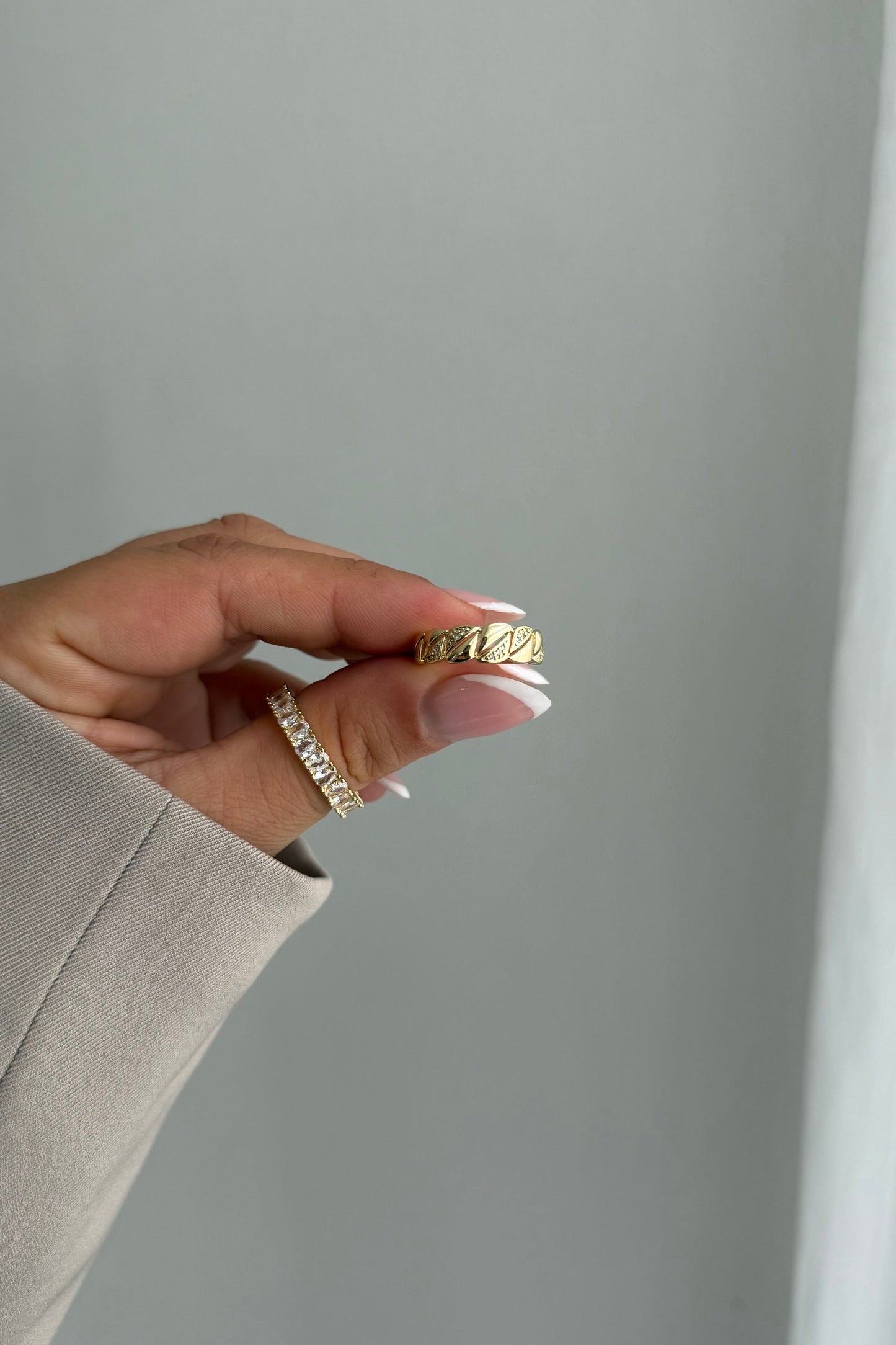 Luna Shine Ring