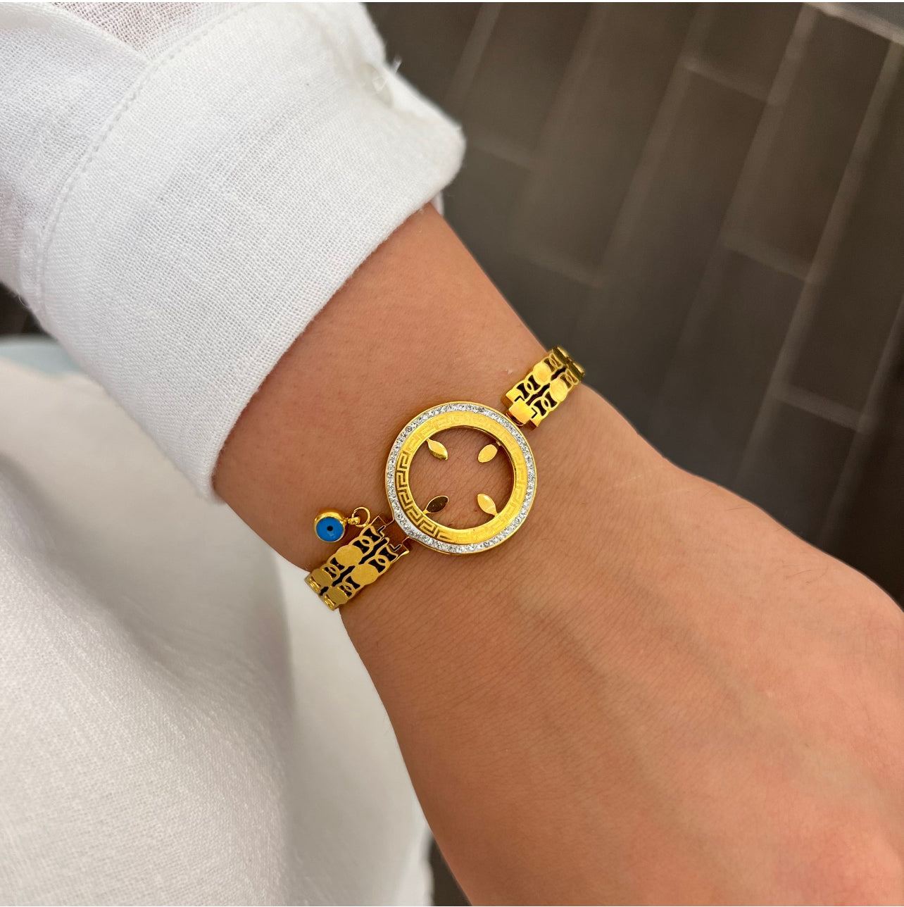 Armreif mit schützender Nazar-Perle