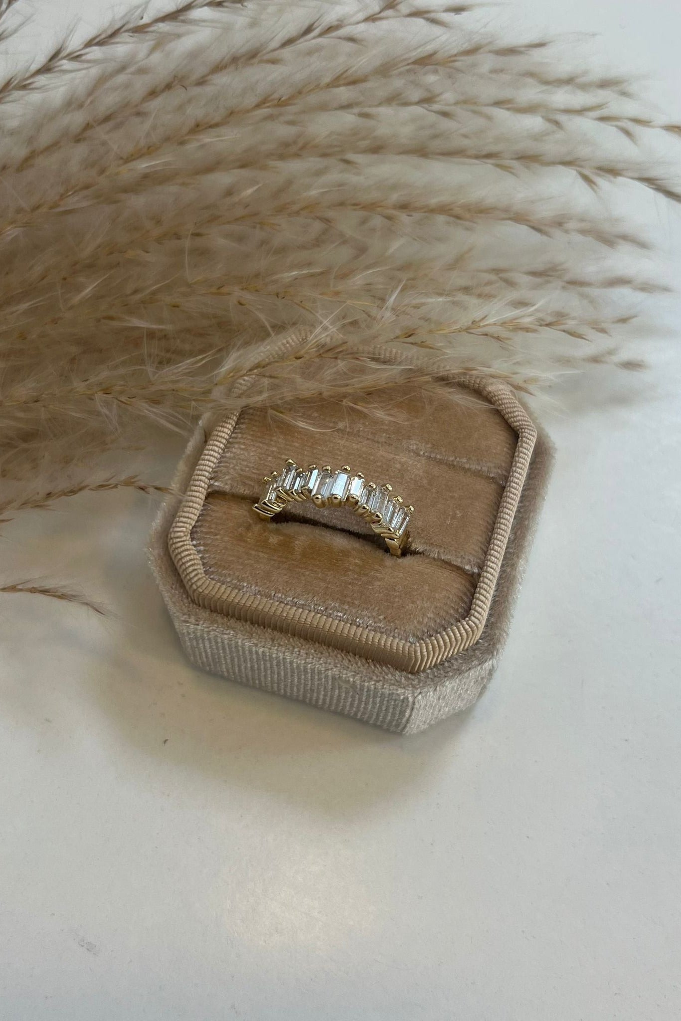 Livia Ring