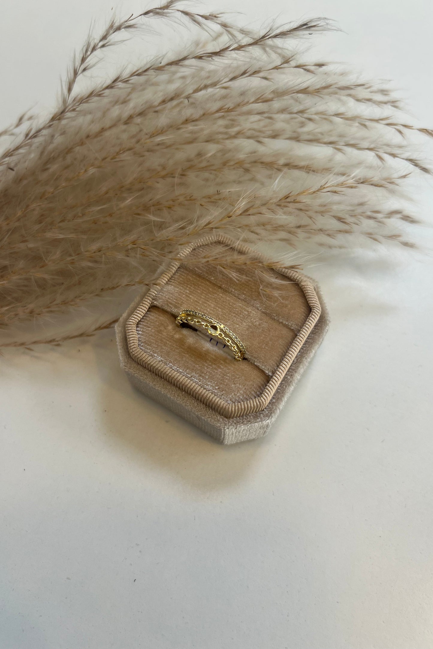 Amelie Ring