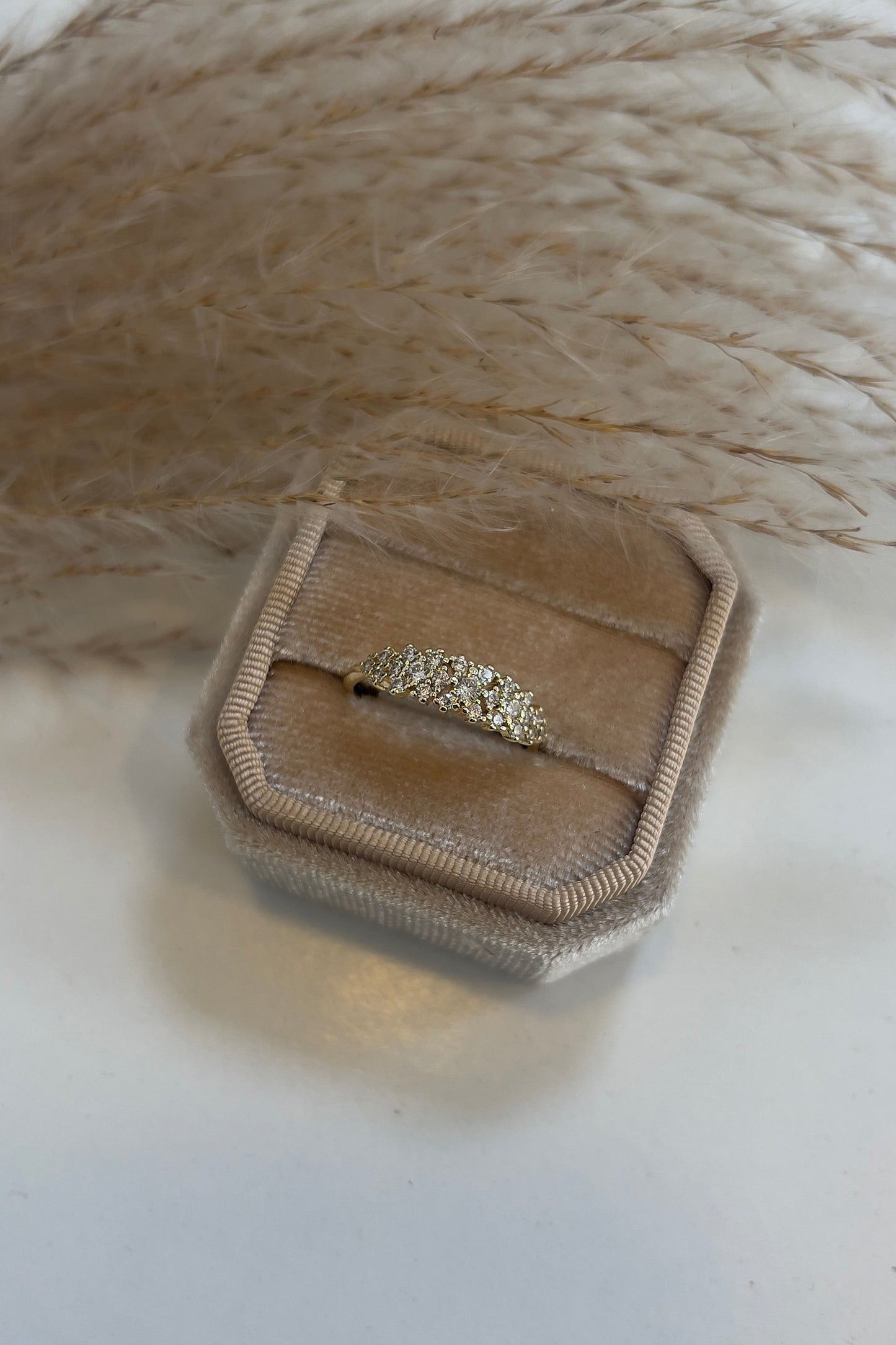Chiara Ring