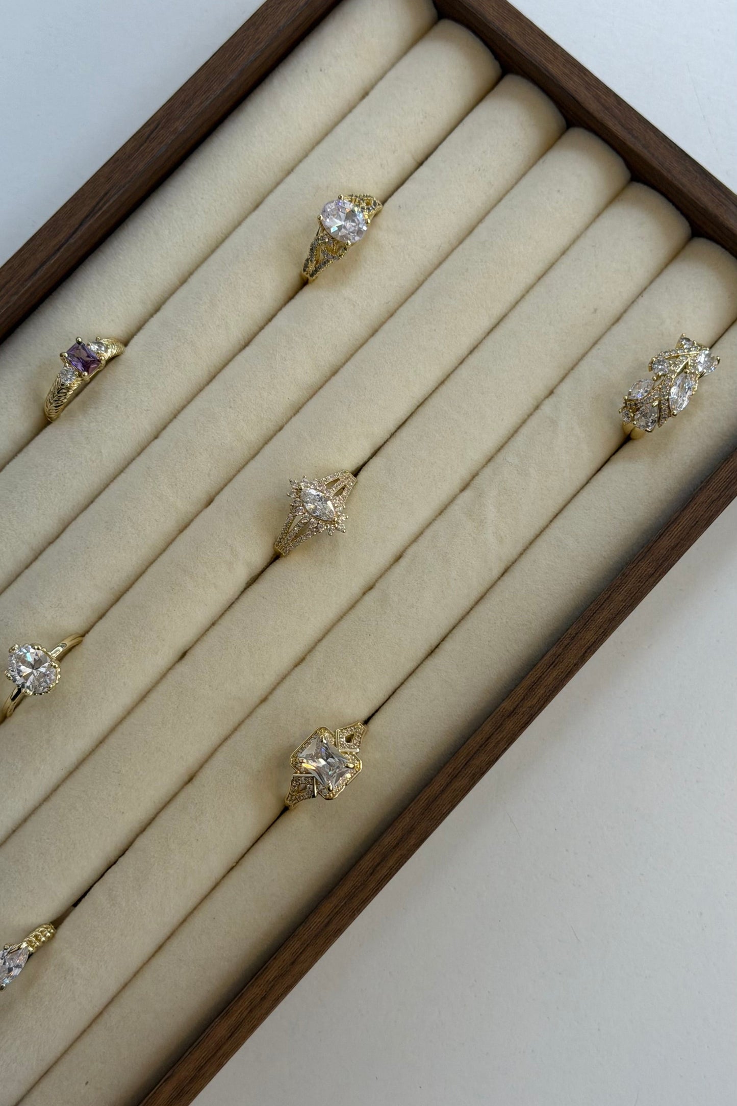 Elegance Ring