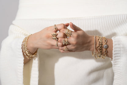 Golden Cricle Armband