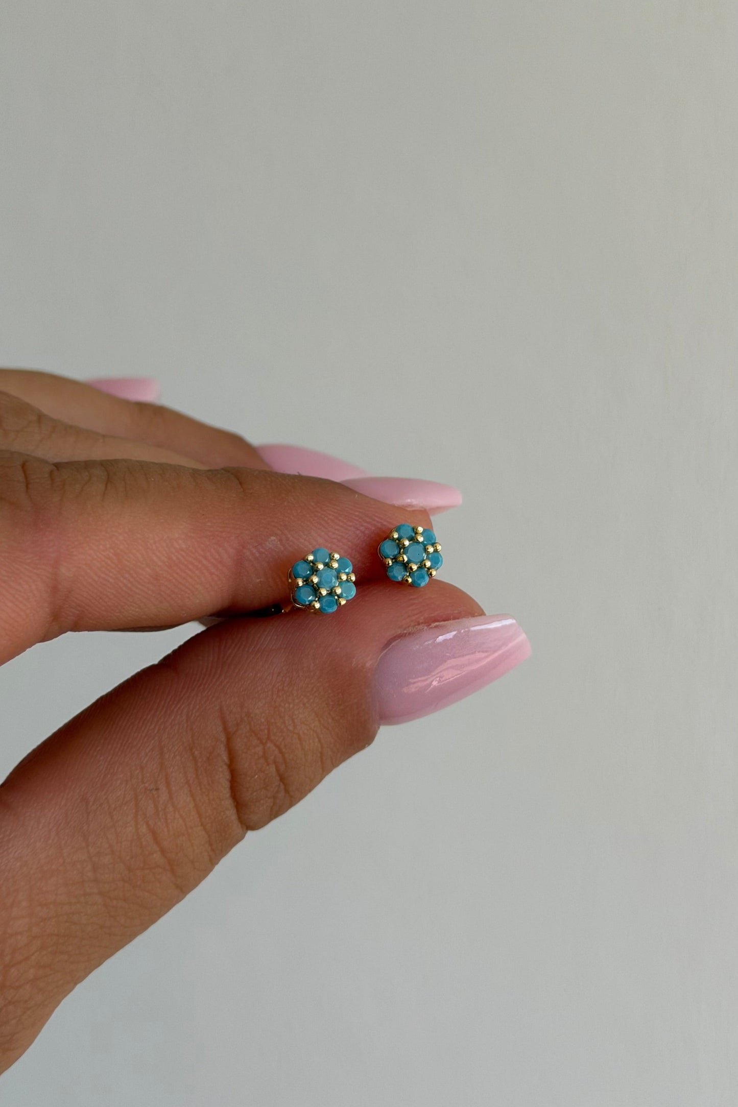 Blue Lon Ohrringe 6mm