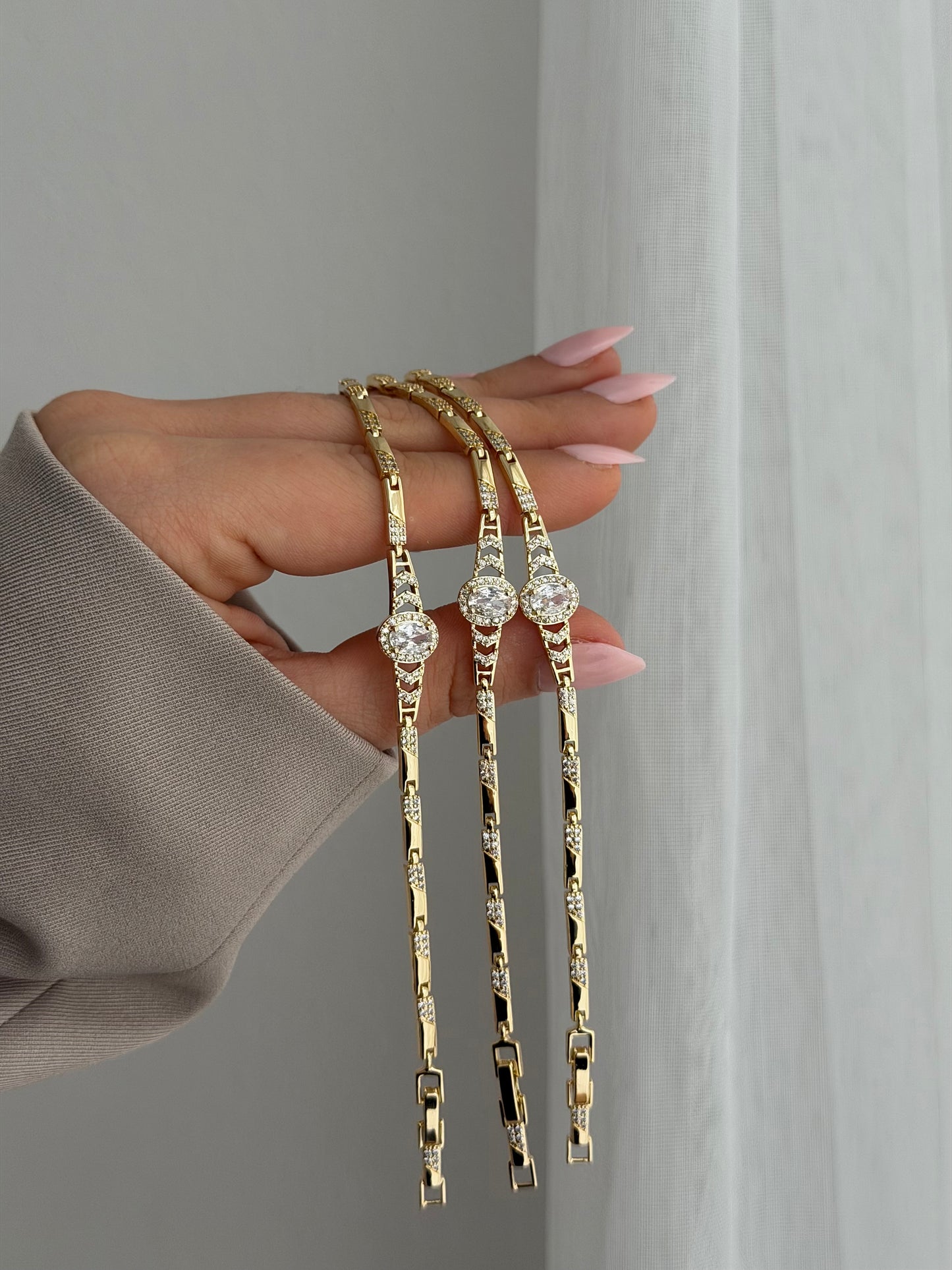 Nova Chain Armband