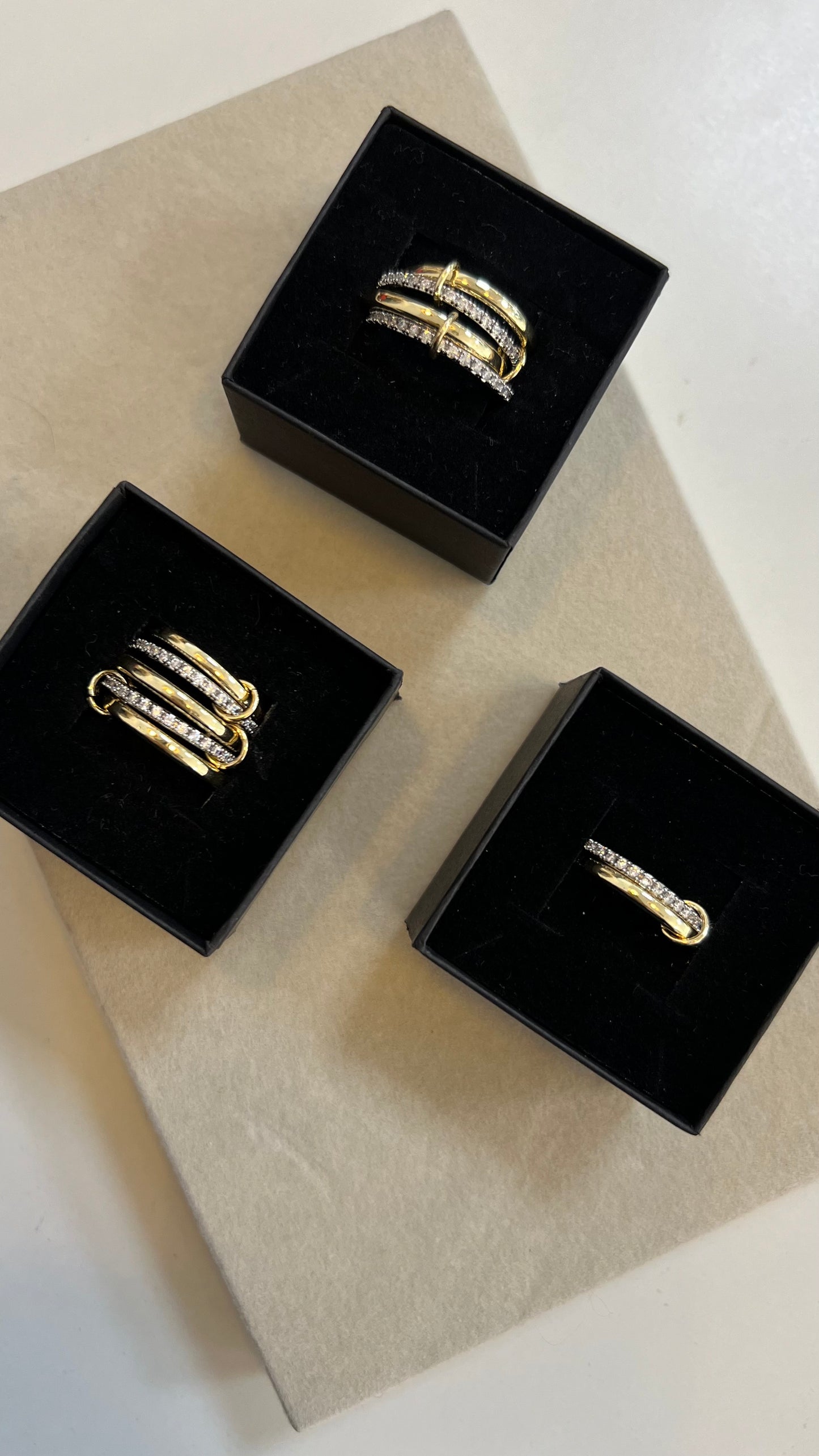 Layer Ring