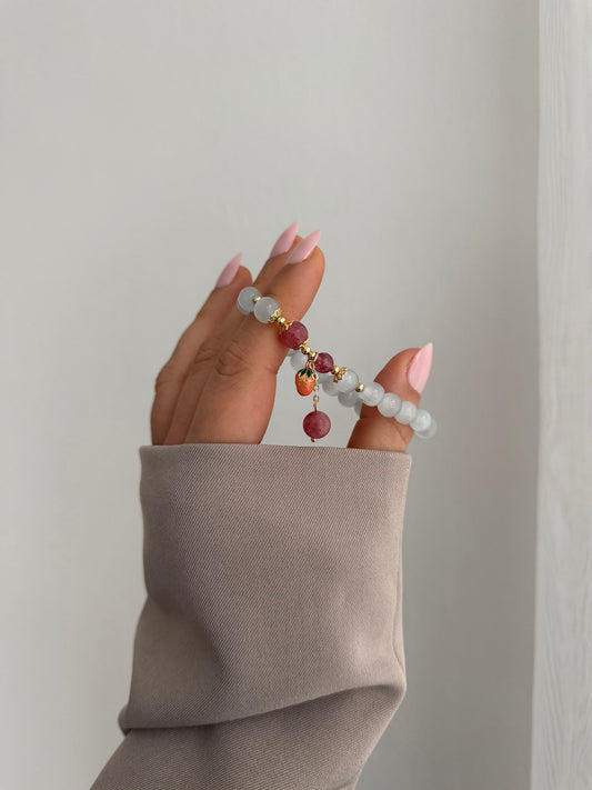 Strawberry Armband