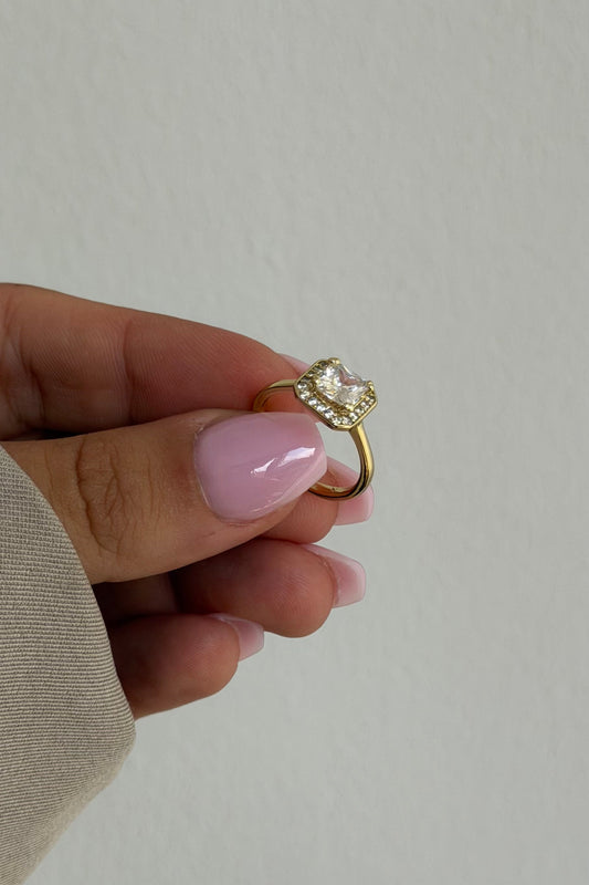 Ayra Ring