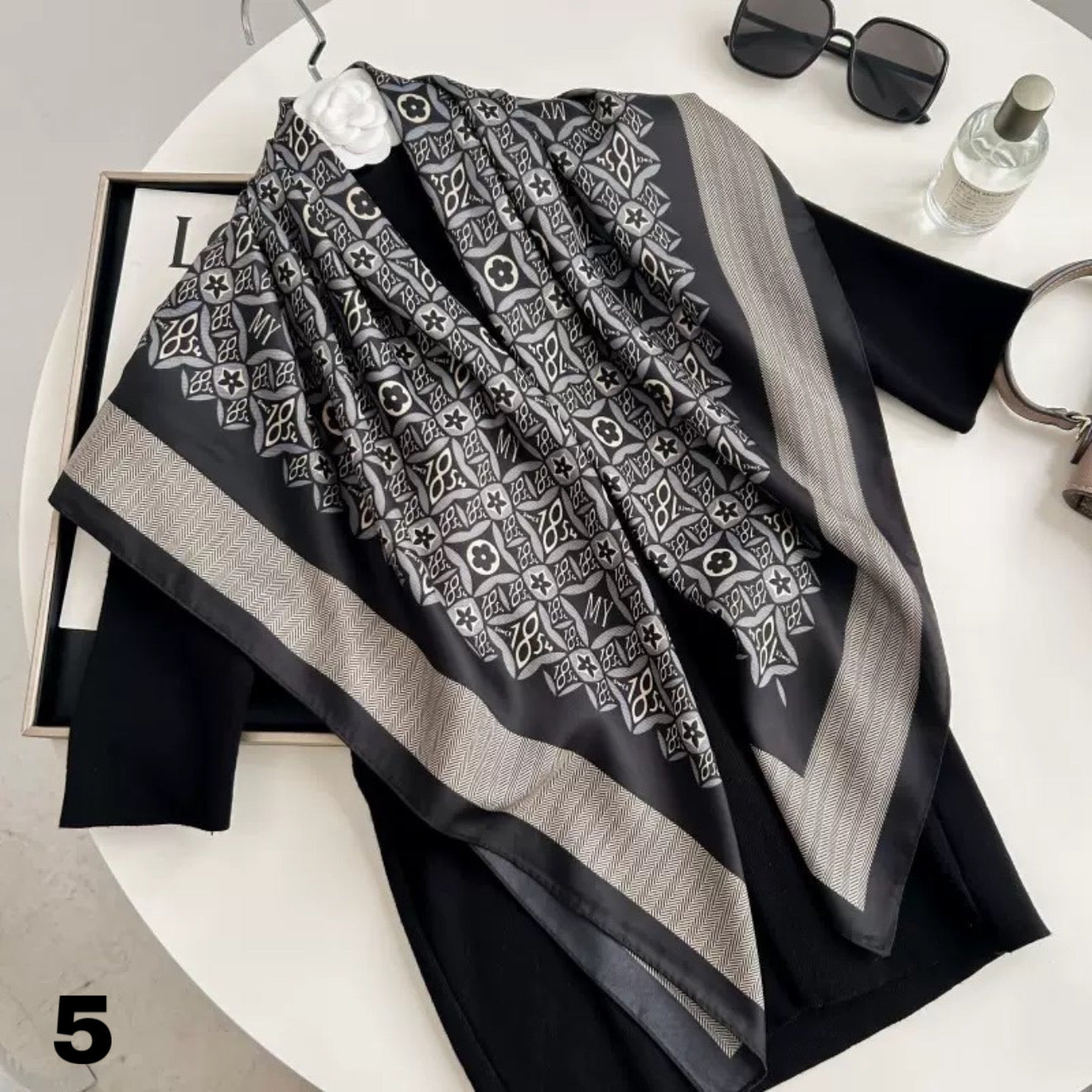 Polyester Schal / Scarf – 90x90 cm