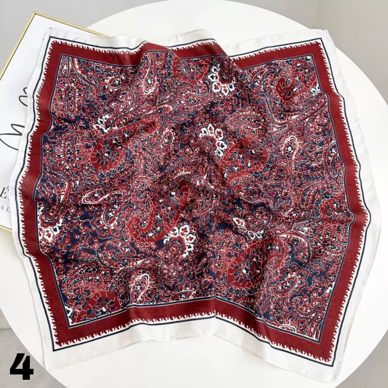 Schal / Scarf – 70x70 cm
