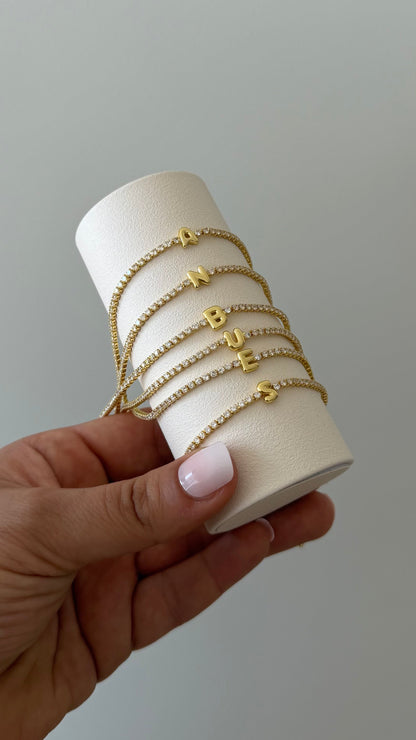 Tennis Letter Armband