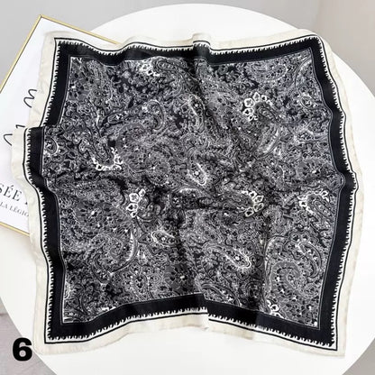 Schal / Scarf – 70x70 cm