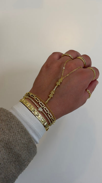 Aden Handchain