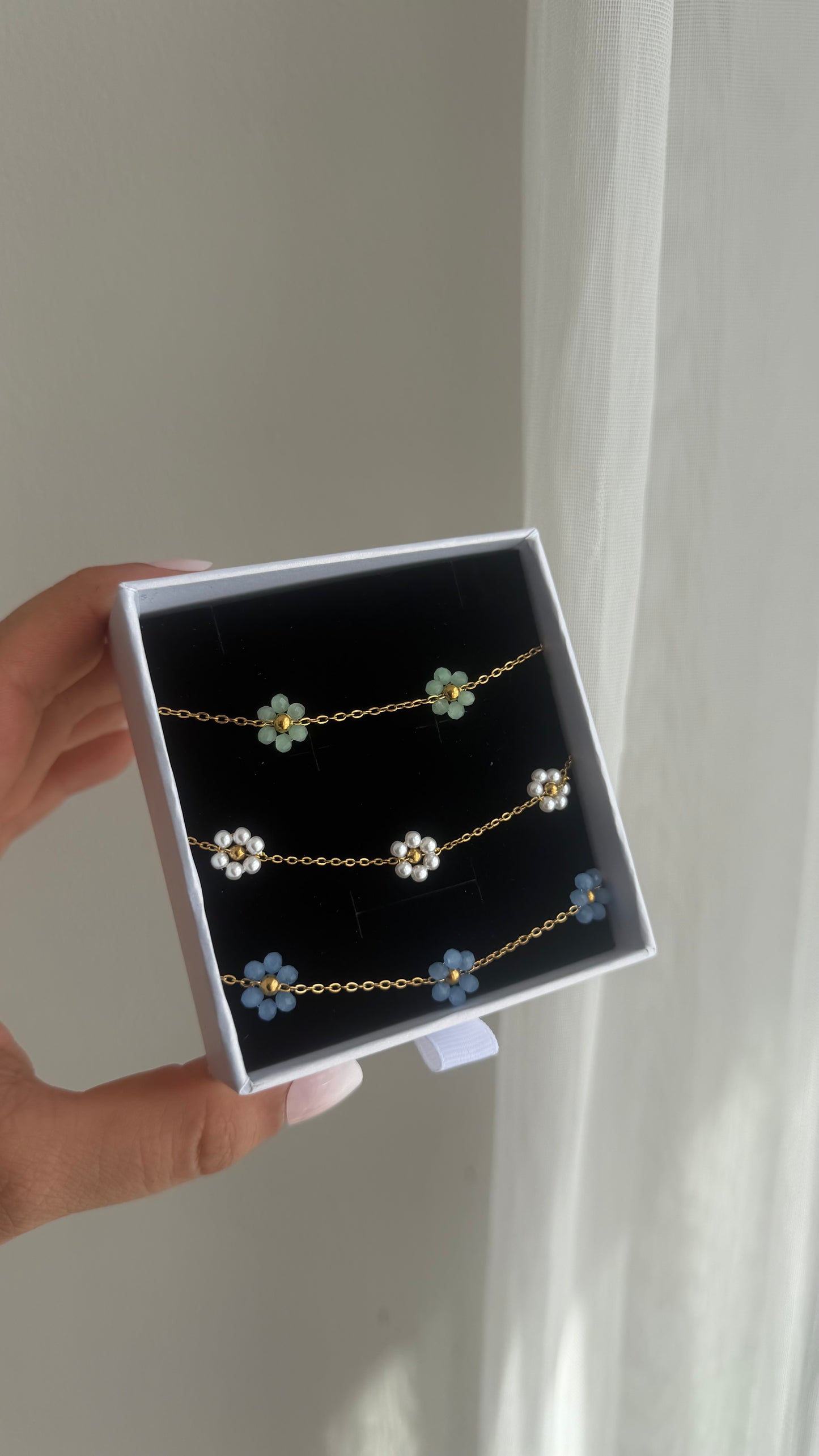 Flower Armband