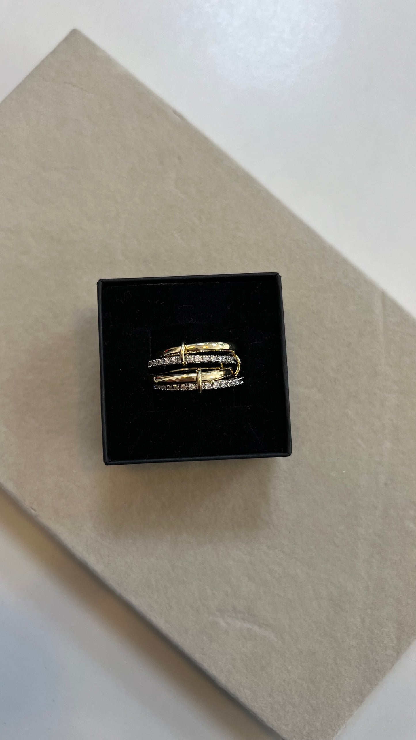 Layer Ring