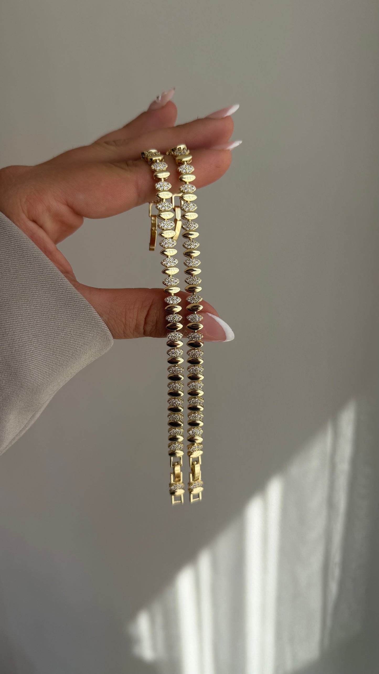 Nayla Glow Armband