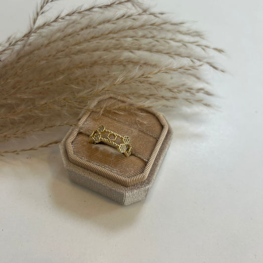Lilia Ring